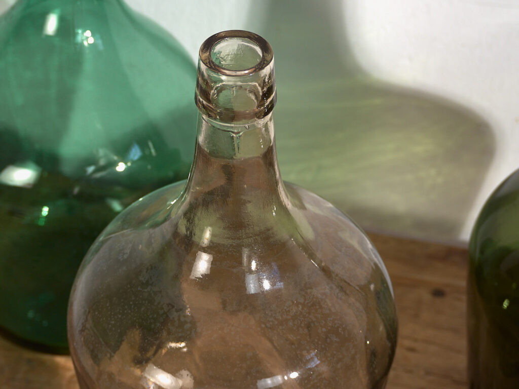 Antiguas damajuanas de colores (c.1920). Conjunto de 3 piezas #45