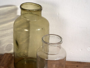 Frascos de vidrio antiguos (c.1920). Conjunto de 2 piezas #46