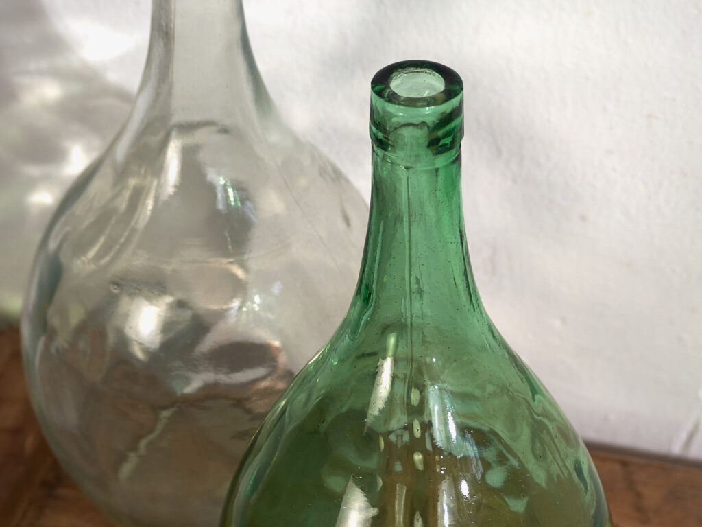 Antiguos frascos de vidrio (c.1920). Conjunto de 2 piezas #50