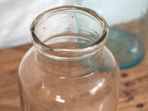 Botellas transparentes antiguas (c.1920). Conjunto de 2 piezas #58