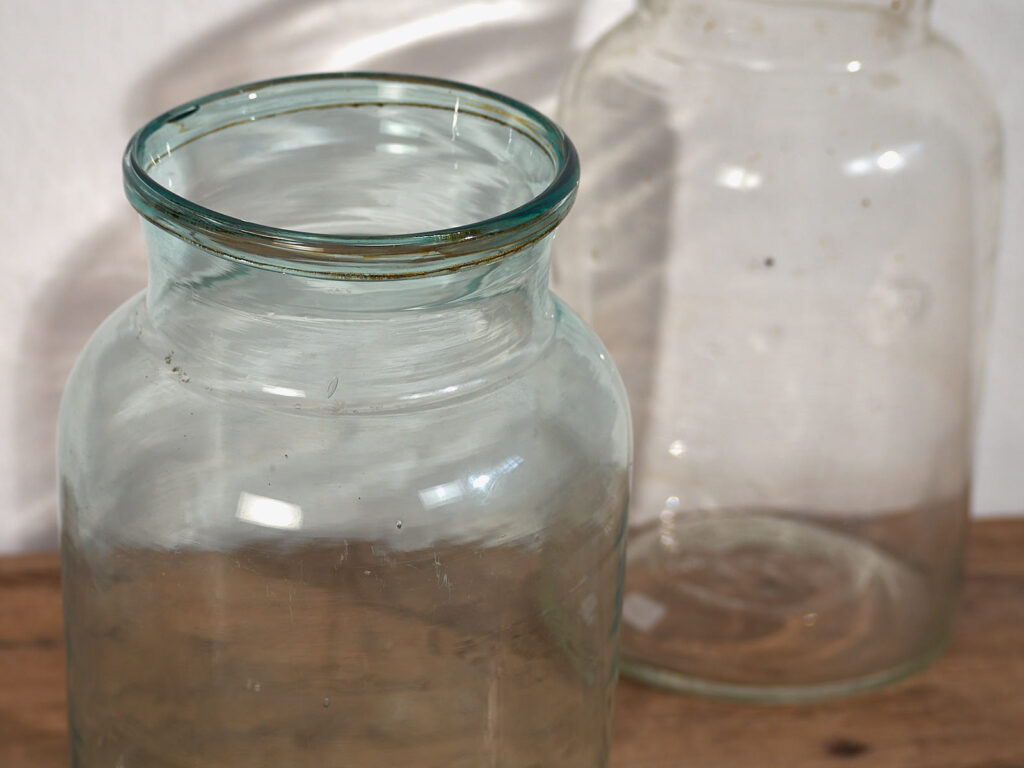 Antiguos frascos de vidrio (c.1920). Conjunto de 2 piezas #59