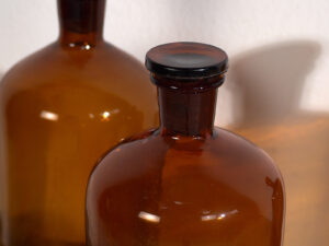 Frascos de vidrio antiguos (c.1920). Conjunto de 3 piezas #60