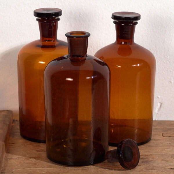 Frascos pequeños de farmacia antiguos (c.1920). Conjunto de 3 piezas #61
