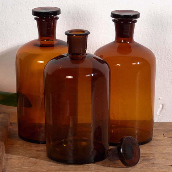 Frascos pequeños de farmacia antiguos (c.1920). Conjunto de 3 piezas #61