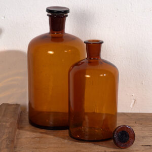 Antiguos frascos de farmacia (c.1920). Conjunto de 2 piezas #63