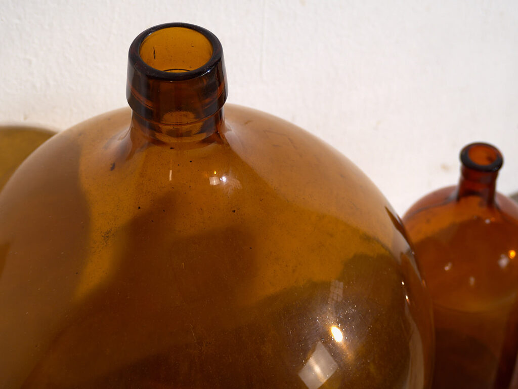 Botellas antiguas color ámbar (c.1920). Conjunto de 3 piezas #64