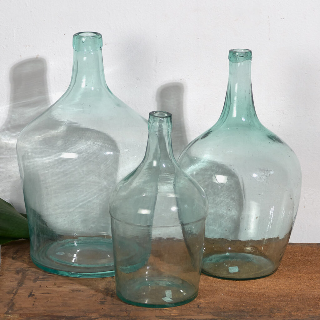 Conjunto de damajuanas antiguas (c.1920). Conjunto de 3 piezas #65