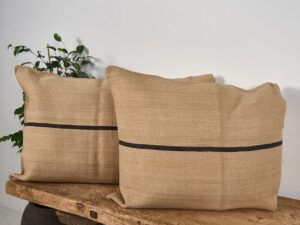 Cojín de lino antiguo de rayas negras