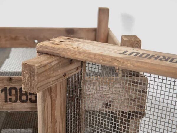 Boîte en bois pour bulbes de tulipes (vers 1980)