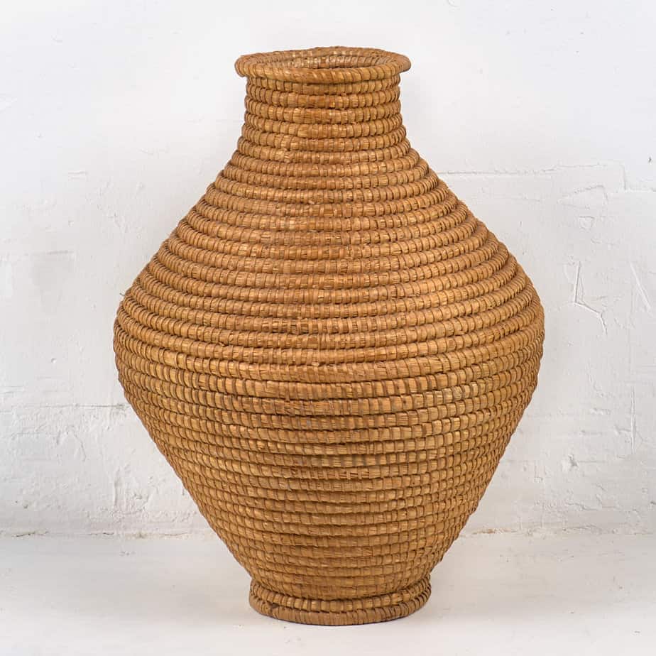 Panier ancien en osier (c.1930)