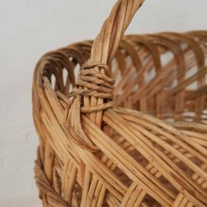 Cesta de mimbre con asa (c.1930) #1