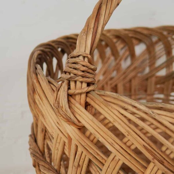 Cesta de mimbre con asa (c.1930) #1
