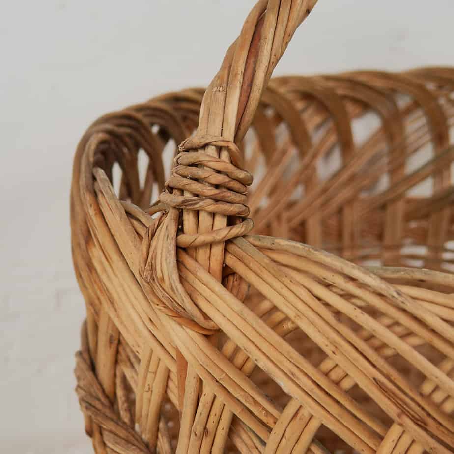 Cesta de mimbre con asa (c.1930) #1