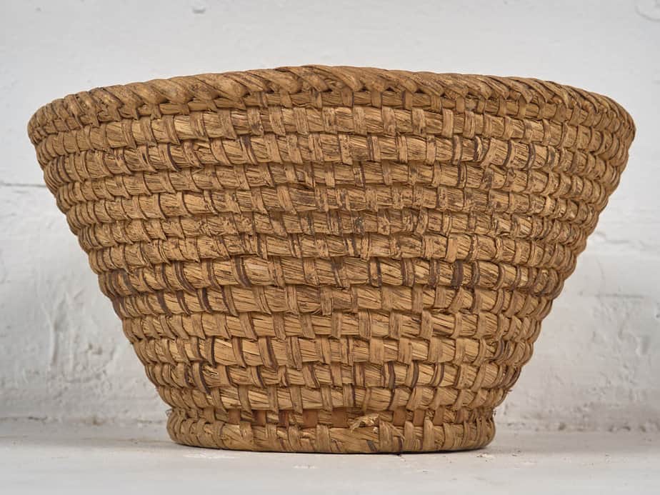 Cesta decorativa de mimbre antigua (c.1930)