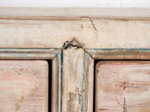 Aparador de madera antiguo de color blanco (c.1870)