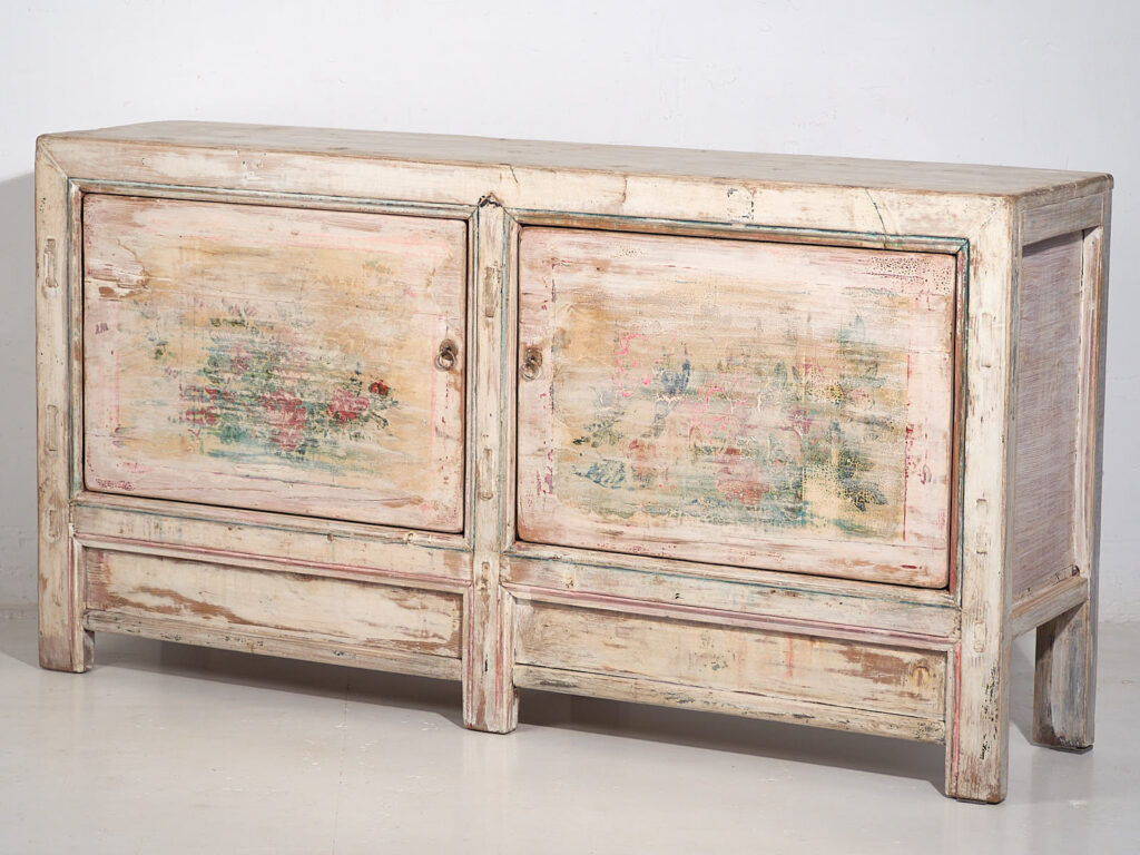 Aparador de madera antiguo de color blanco (c.1870)