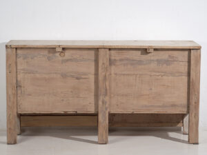 Aparador de madera antiguo de color blanco (c.1870)