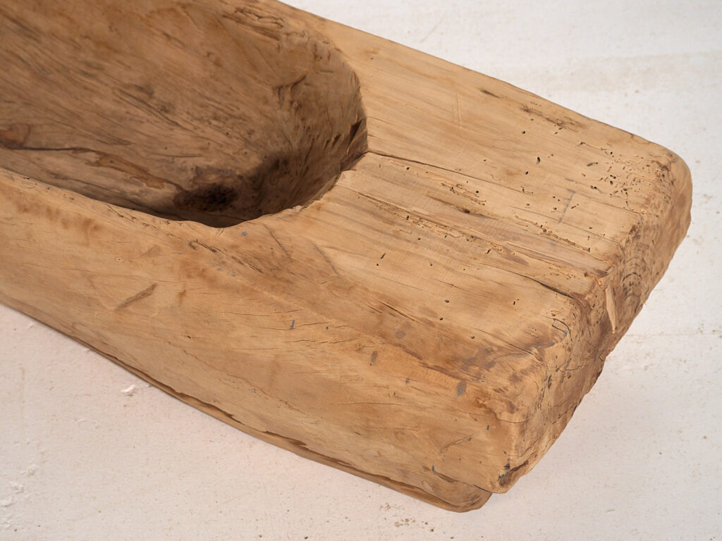 Bandeja grande antigua de estilo primitivo (c.1900) #1