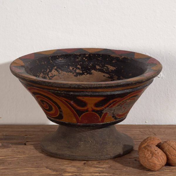Primitive style ceremonial bowl (c.1900) #31