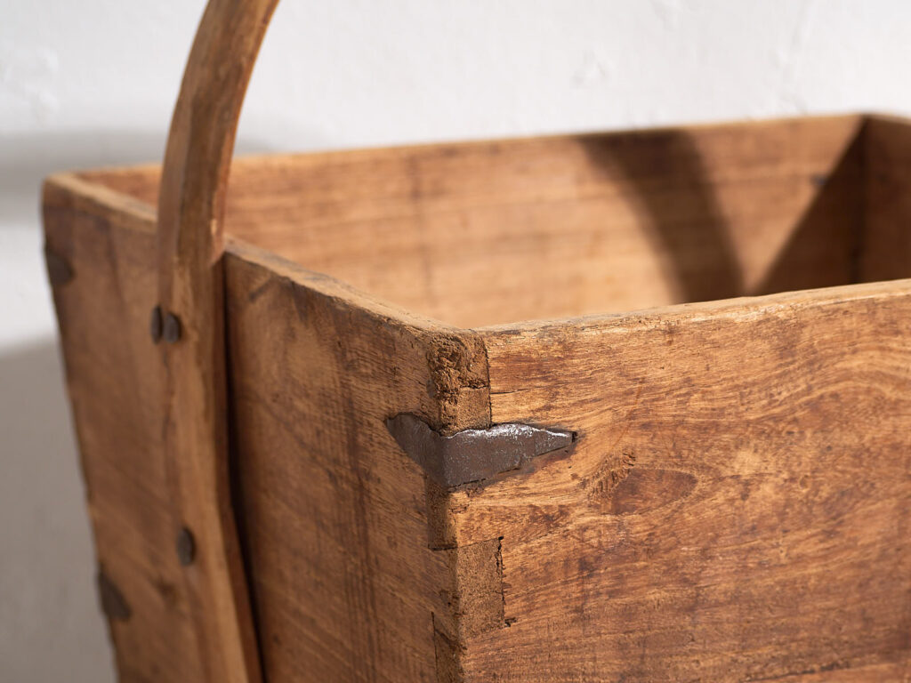 Cesta oriental antigua (c.1900) #8