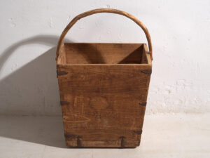 Cesta oriental antigua (c.1900) #8