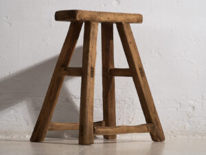 Taburete rectangular primitivo antiguo (c.1920) #2