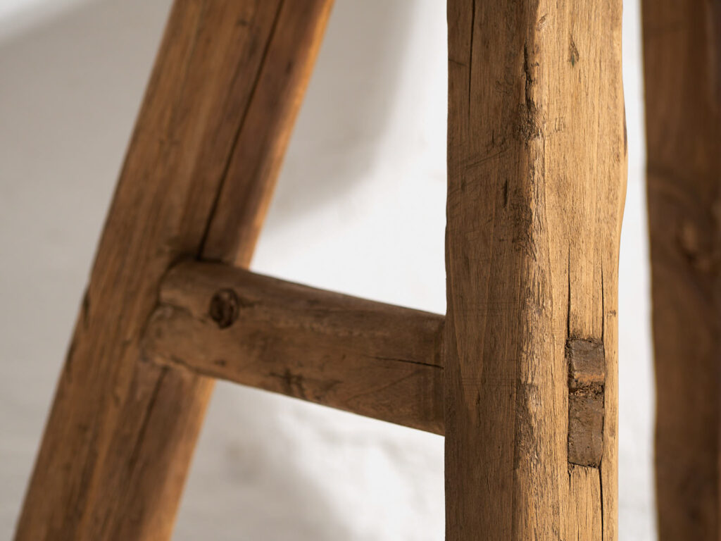 Taburete rectangular primitivo antiguo (c.1920) #2