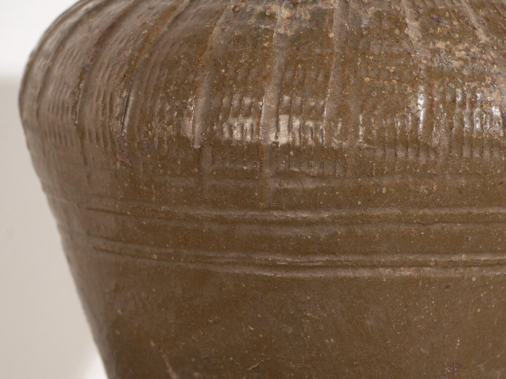 Petit vase ancien de style wabi-sabi (c.1900) #1