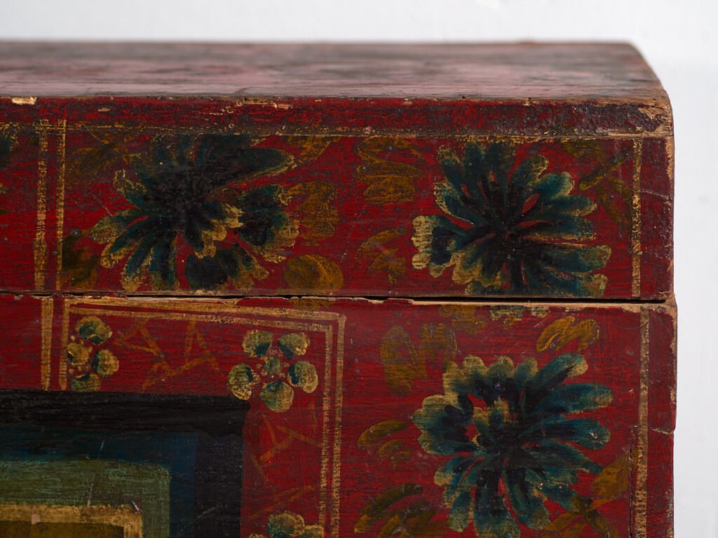 Antiguo baúl de almacenaje chino de color granate (c.1900) #6