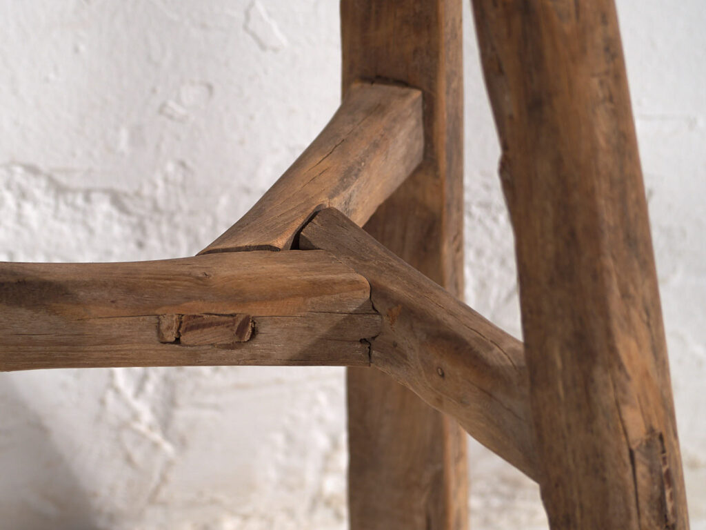 Antiguo taburete artesanal (c.1900) #12