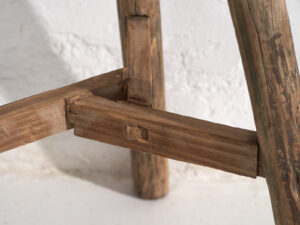 Taburete primitivo antiguo (c.1920) #21