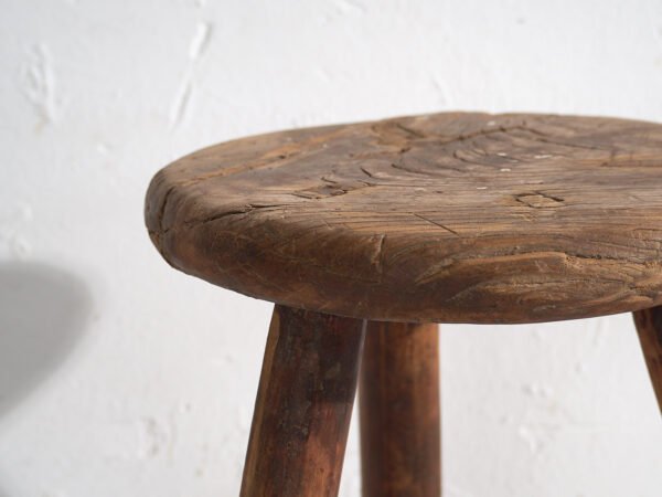 Taburete antiguo de estilo primitivo (c.1900) #23