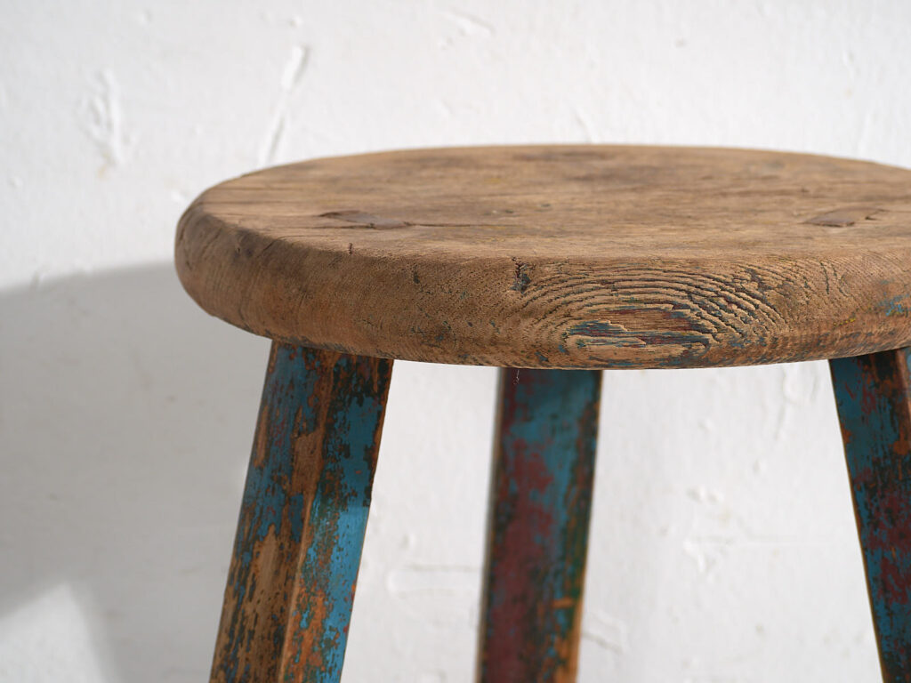 Taburete antiguo con pátina de color azul cielo (c.1900) #26