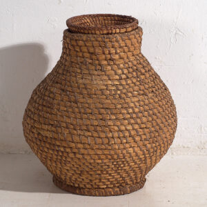 Cesta con tapa antigua (c.1920) #1