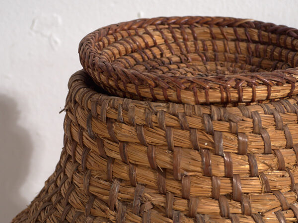 Cesta con tapa antigua (c.1920) #1