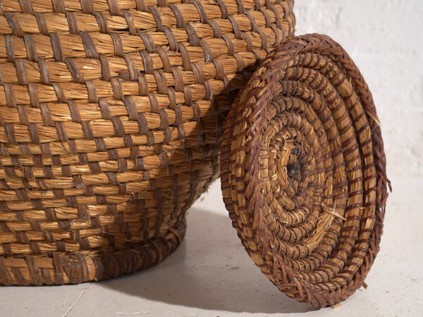 Cesta con tapa antigua (c.1920) #1