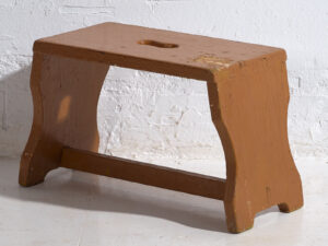 Pequeño taburete antiguo color marrón (c.1920) #9