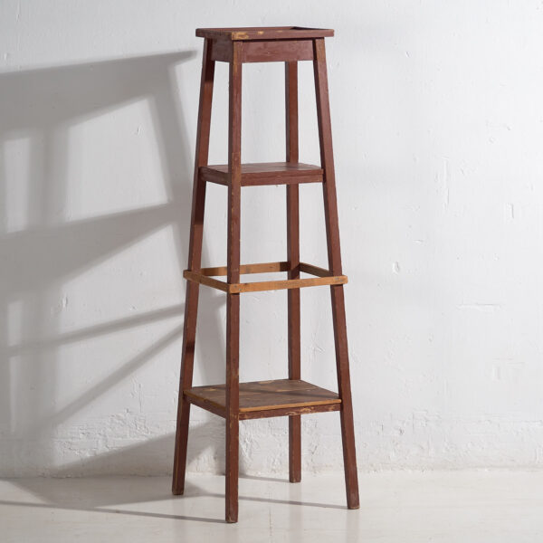 Soporte para plantas antiguo en color rojo granate (c.1920)