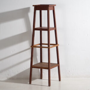 Ancien support pour plante rouge bordeaux (vers 1920)