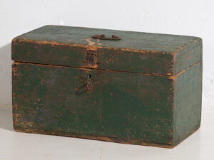 Ancienne boîte militaire verte (c.1910) #1