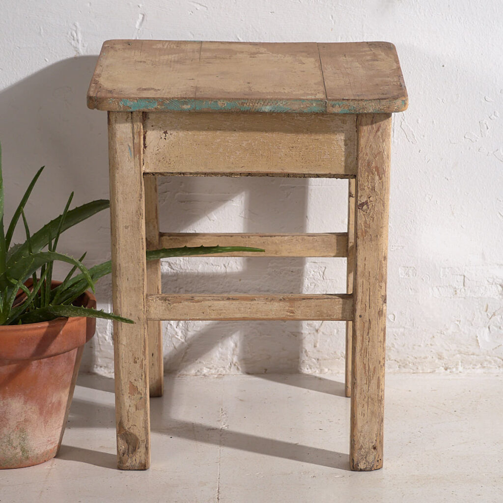 Mesita antigua de madera maciza (c.1920) #13