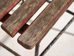 Ancienne chaise de jardin pour enfant (c.1920)