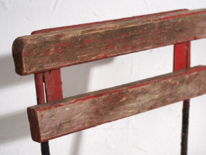 Ancienne chaise de jardin pour enfant (c.1920)