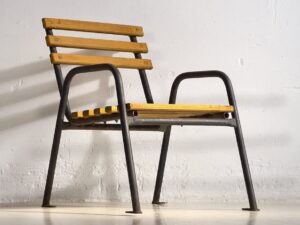 Sillas de hierro antiguas para jardín de color amarillo (c.1920). Conjunto de 4 piezas #39