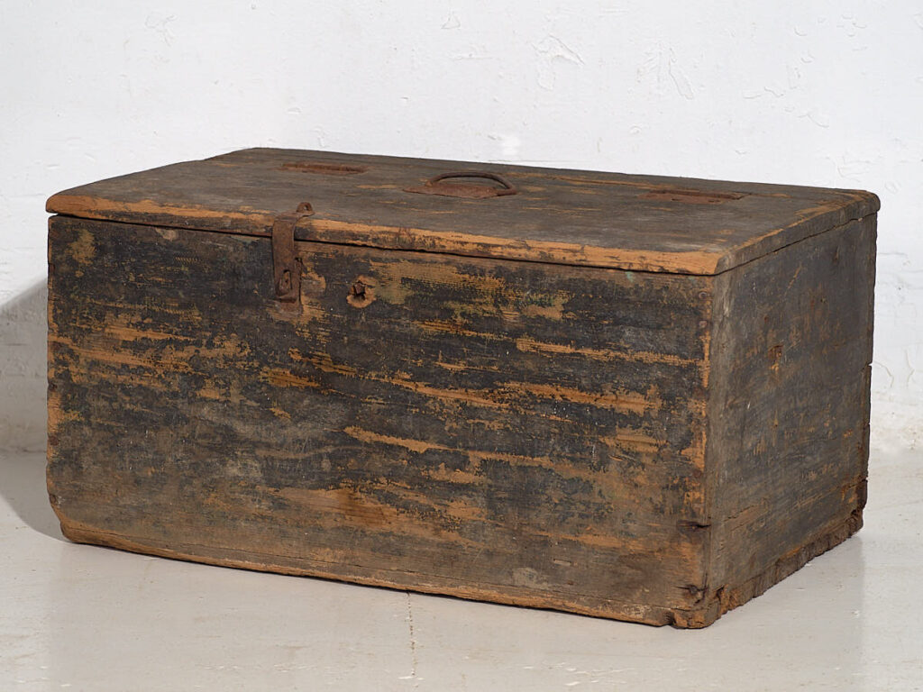Antiguo baúl de municiones en color azul cobalto (c.1900) #64
