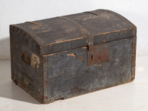 Antique dark toned chest (c.1910) #65