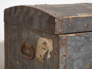 Antique dark toned chest (c.1910) #65
