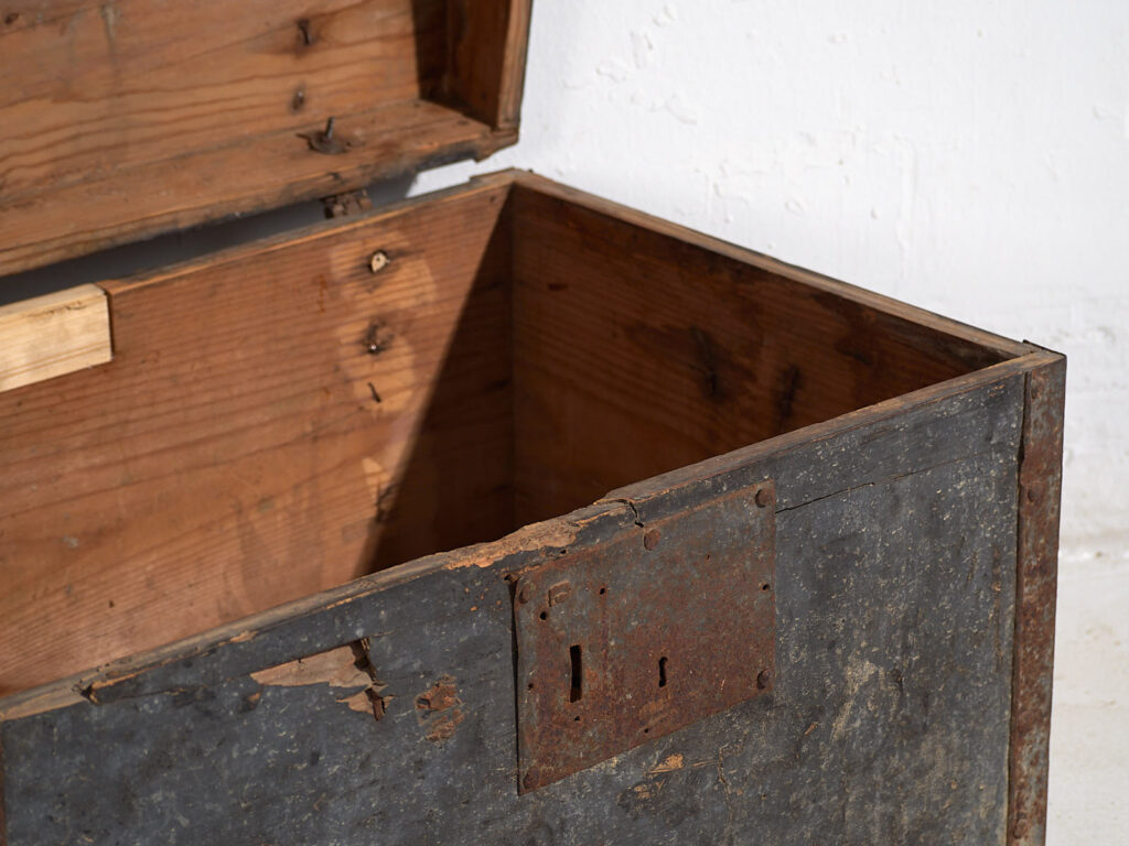 Antique dark toned chest (c.1910) #65