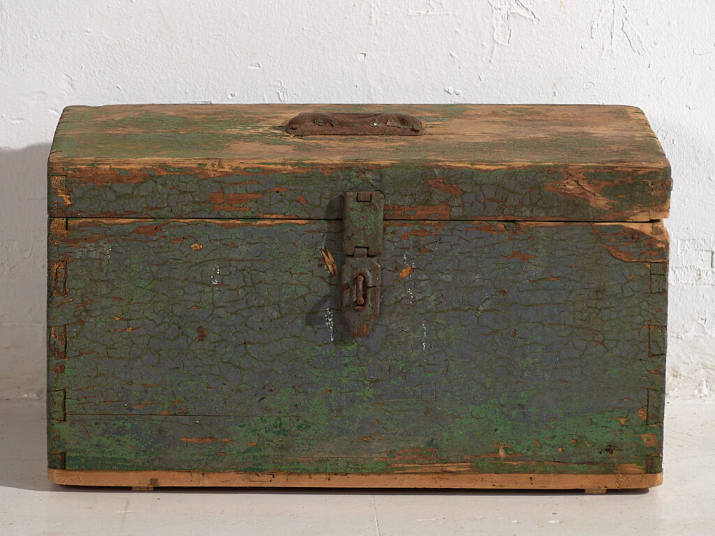 Antique green patina military box (c.1910) #67