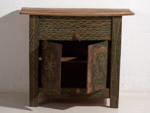 Commode verte ancienne de style primitif (vers 1920) #71